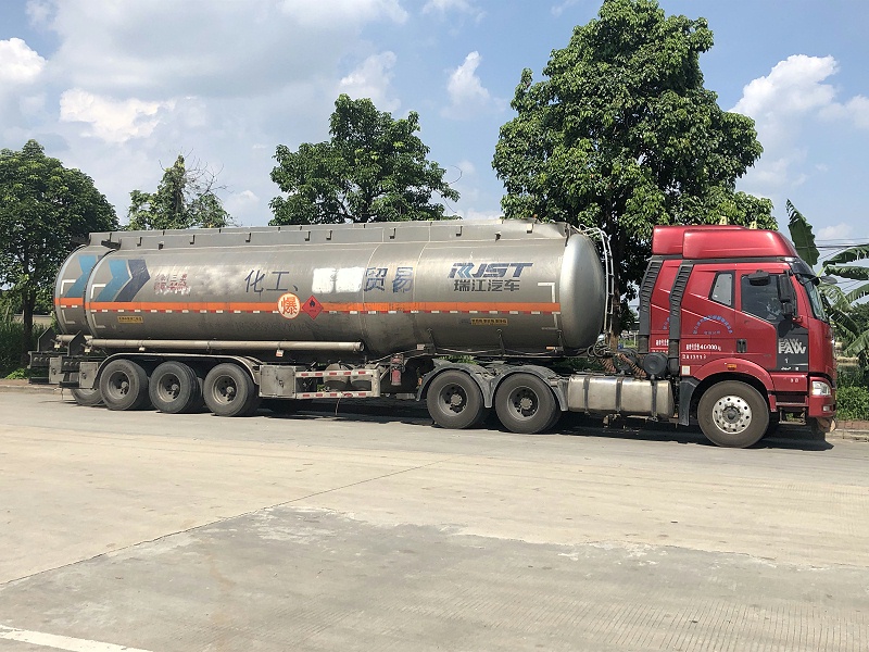 洗網水槽灌車 洗網水槽灌車